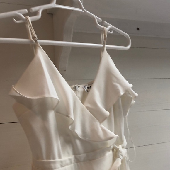 Romper - Picture 2 of 4